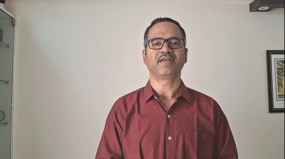 Dr. Atul Kulkarni
